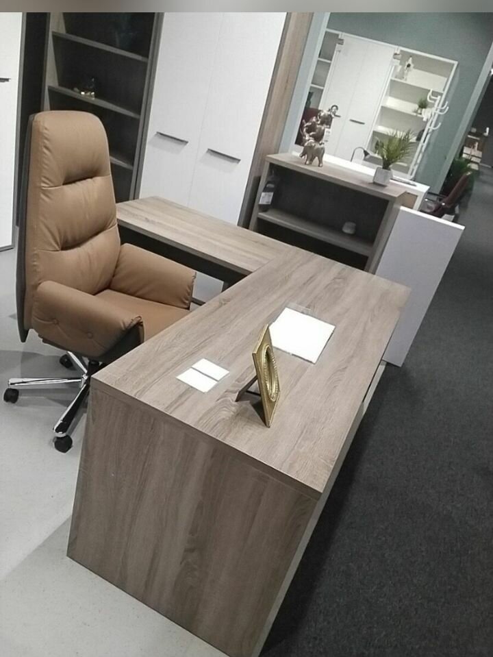 Office Desk