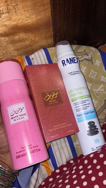 Lot de Parfums et Déodorant