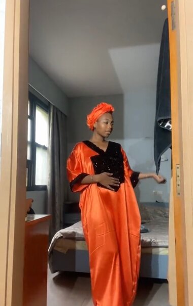 Robe avec foulard