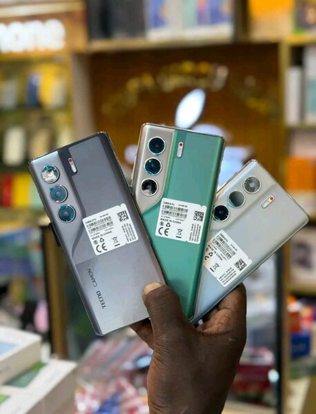 TECNO Camon 40 pro 5G 256GB