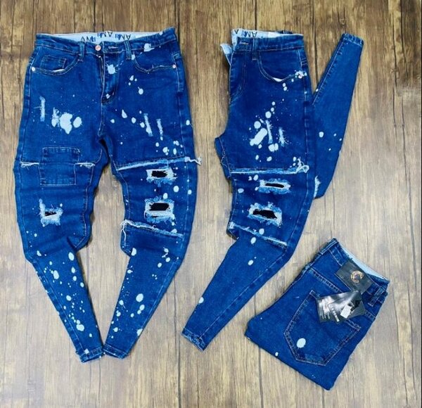 Jeans déchirés tendance homme