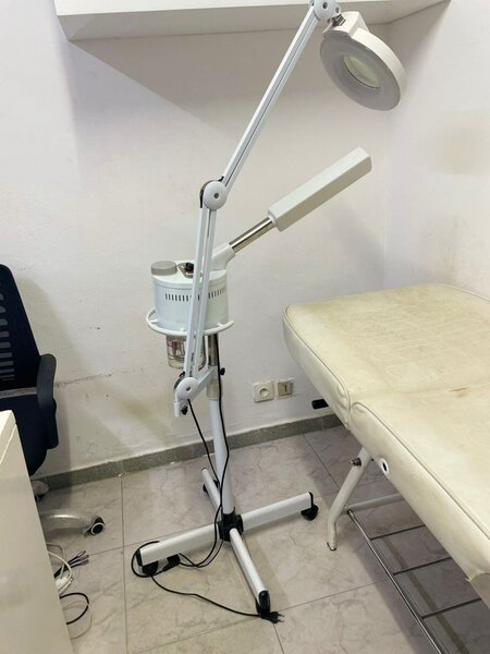 Lampe Loupe LED et vapozone