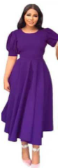 Robe midi avec dos découpé et boutons violet