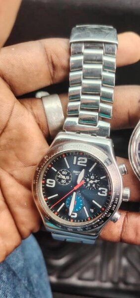 Montre chronographe en acier