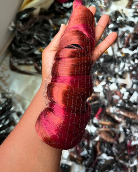 a bundle Rich aunt color  Luxury or nothing  24 inch  150 gram