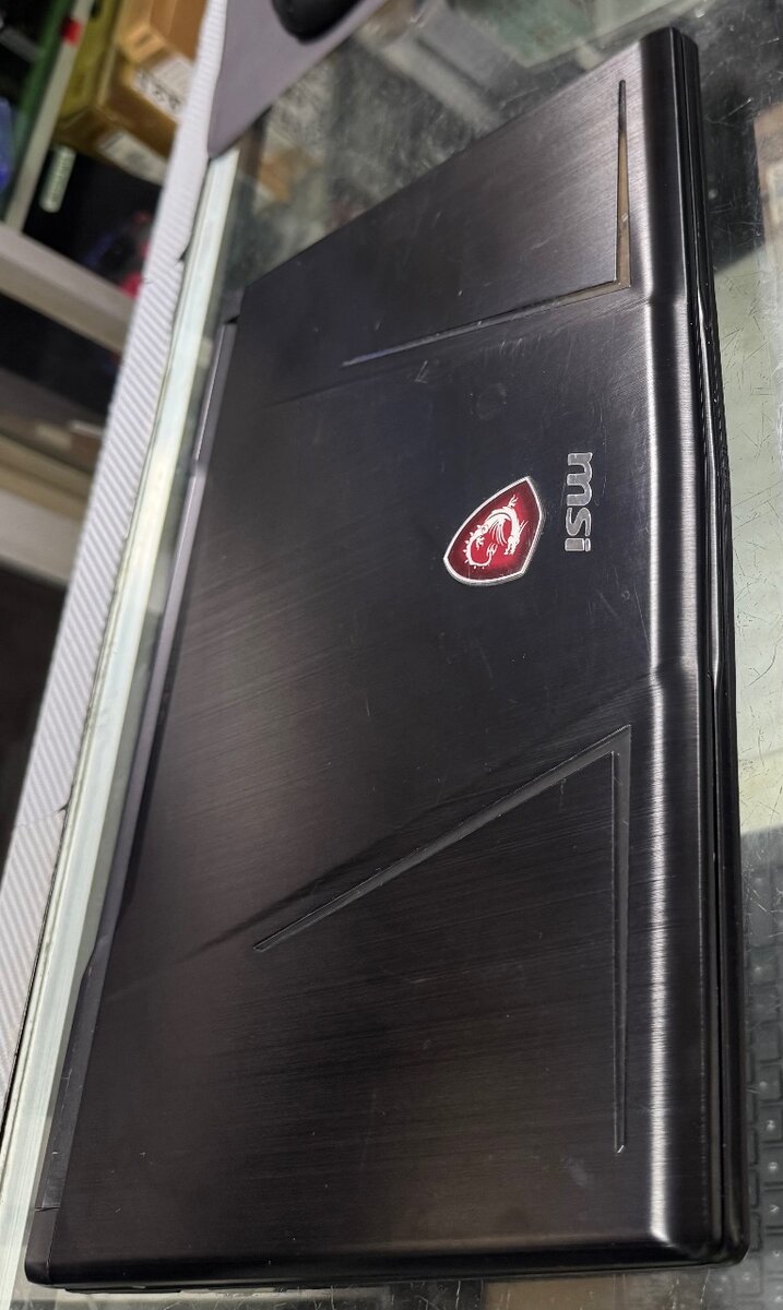 msi ge63 core i7 8th génératio