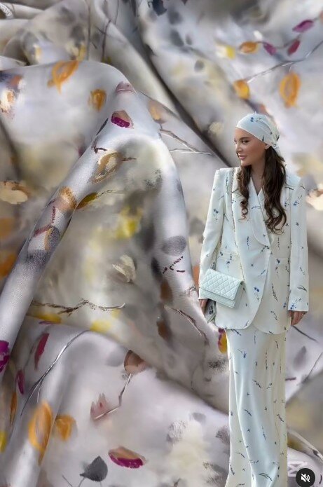 Красивая лёгкая и дышащая ткань Купра для пошива одежды