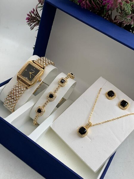 watch and jewelrys set