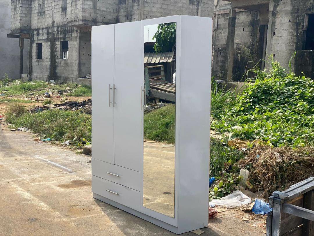 Lit rembourré contemporain