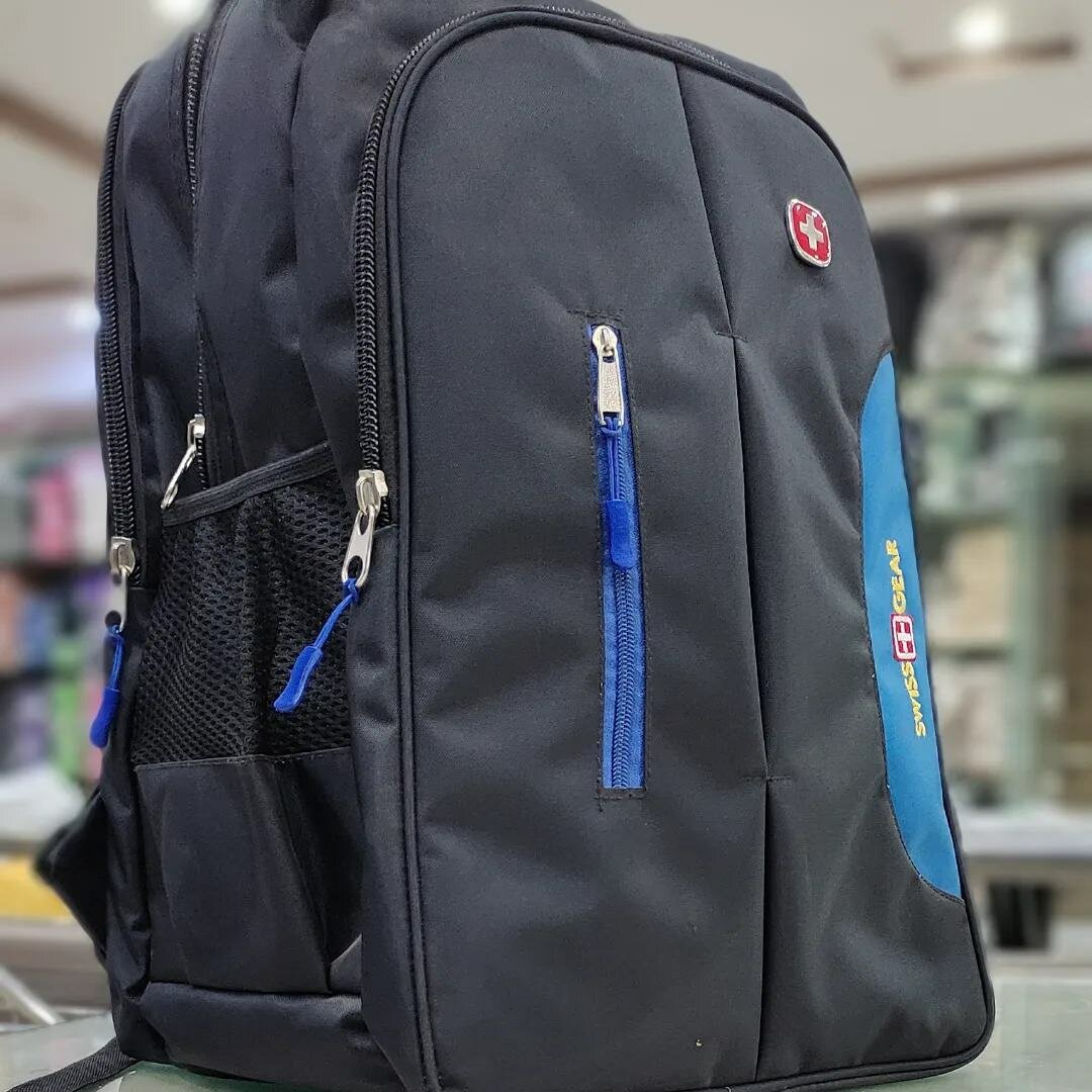 Multipurpose swiss gear bags for sale!