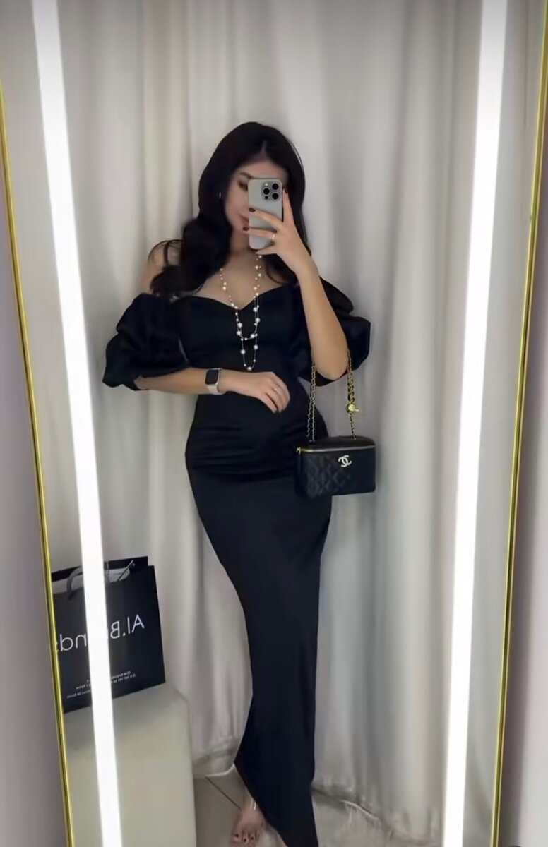 Элегантное шёлковое платье