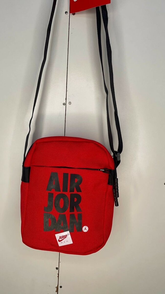 AIR JORDAN SLING BAG