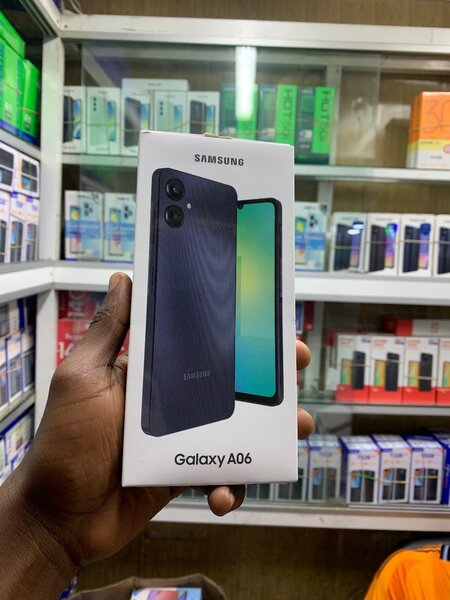 Samsung Galaxy A06 Smartphone