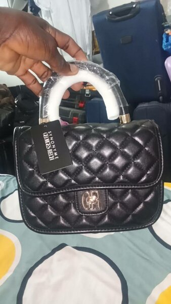 Sac à main importé "***Paris""