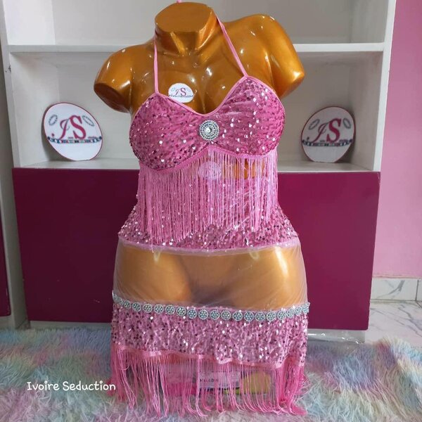 Ensemble de danse scintillant