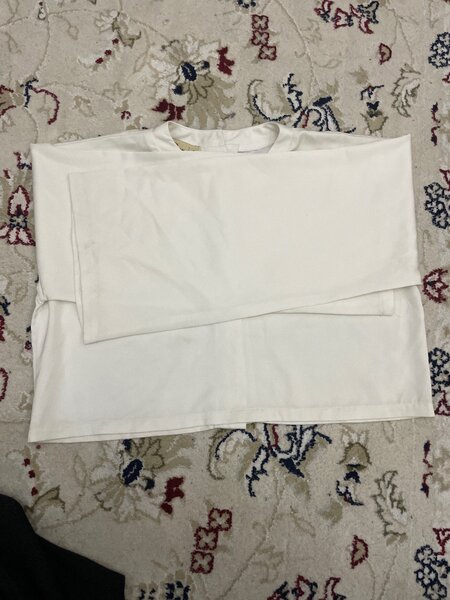 Короткая Блузка с широкими рукавами