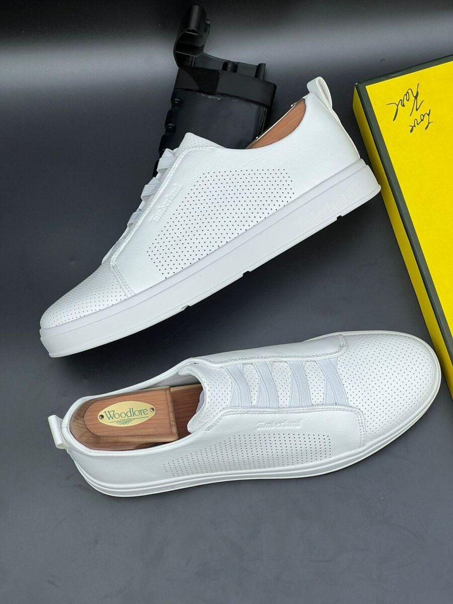 TIMBERLAND ALL WHITE