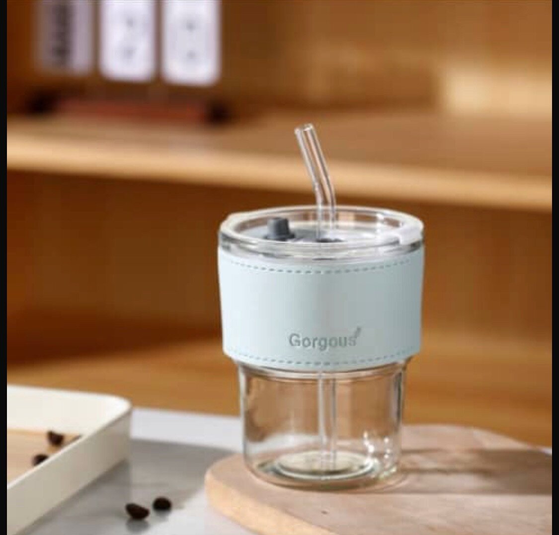 Glass Cup with Lid and straw