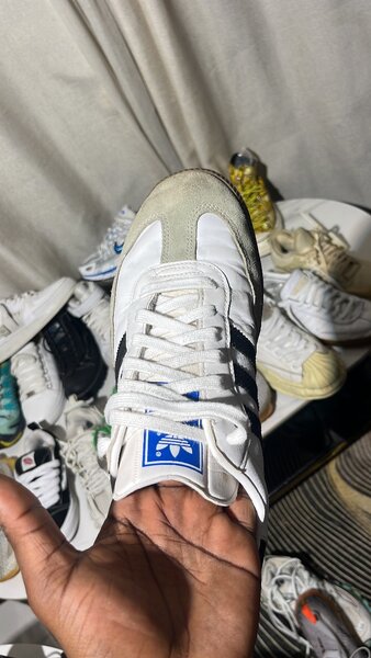 Chaussures blanches de sport homme