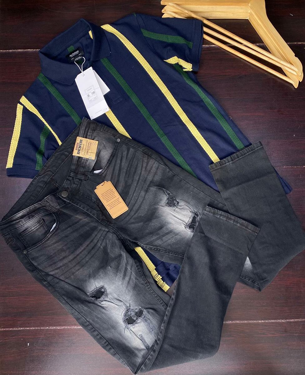 Jeans and T-shirt combo