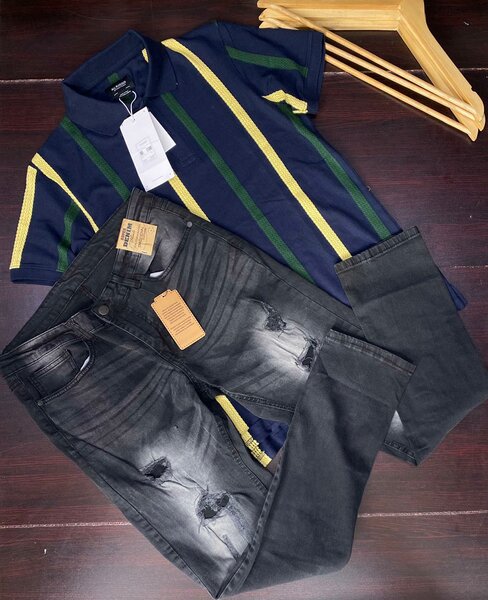 Jeans and T-shirt combo