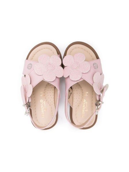 Sandal
