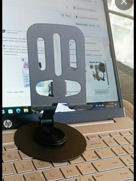 Support réglable pour téléphone