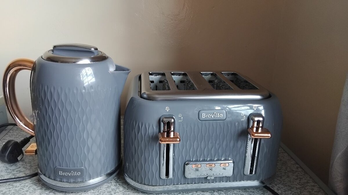 Breville toaster and kettle combo