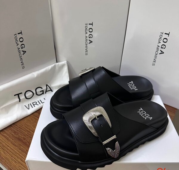 Sandales en cuir Toga Virilis