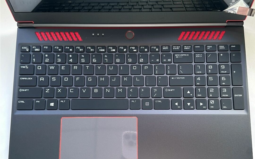 Ordinateur Yadeltech SHEKINA