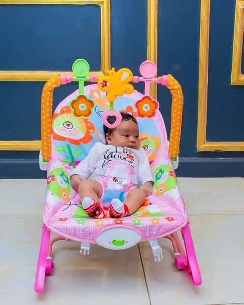 Transat vibrant bébé avec jouets