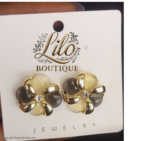 Elegant Crystal Flower Earrings