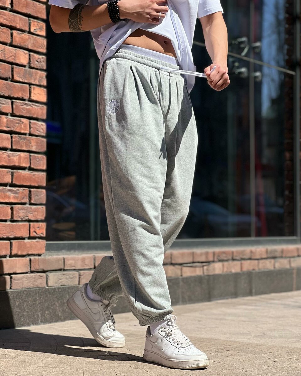 Мужские спортивные  штаны серого цвета