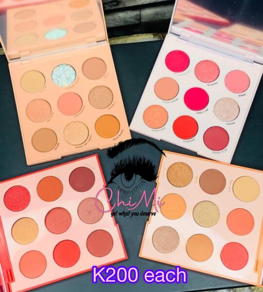 Eyeshadow palletts
