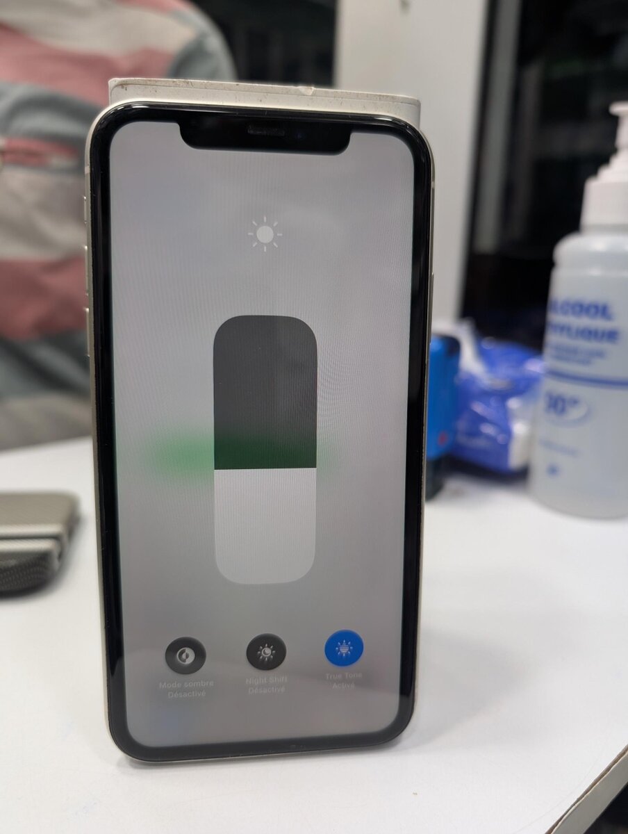iPhone 11 Simple 64G Blanc Quasi  Neuf