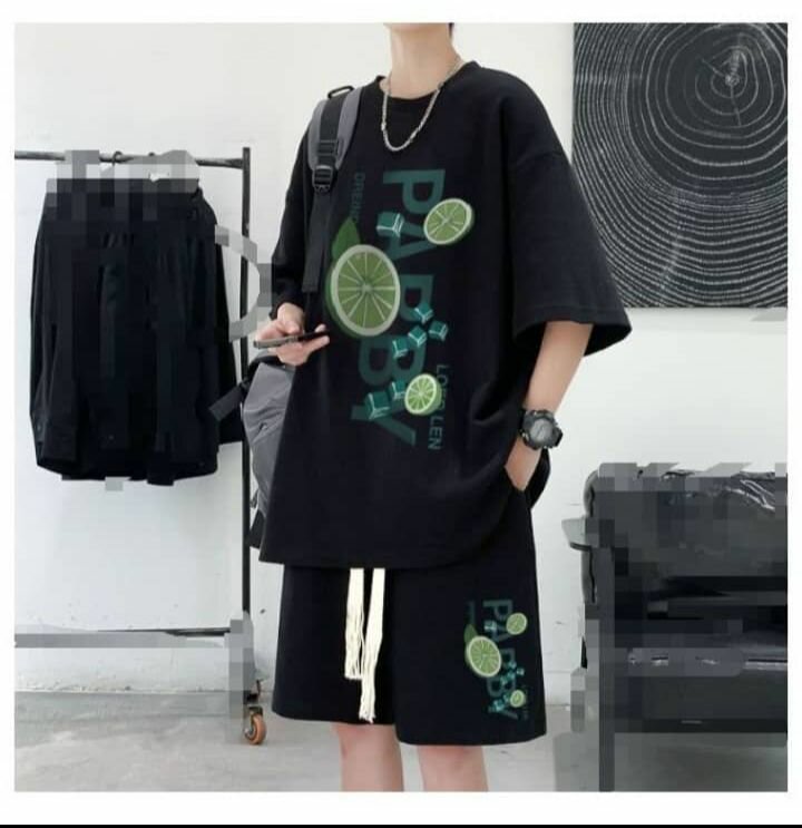 Ensemble t-shirt et short décontracté