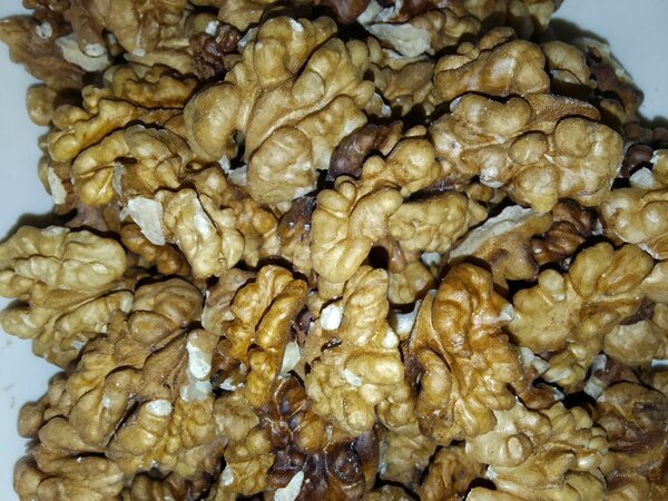 Walnuts without shell