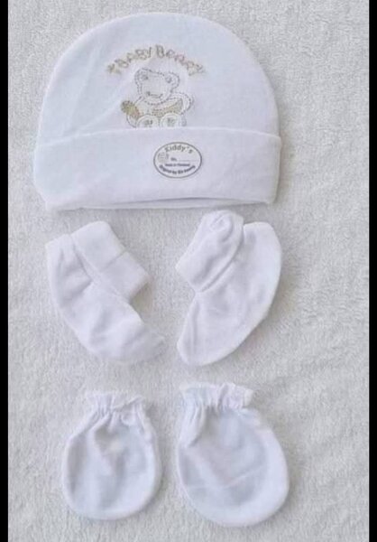 Ensemble Bébé Bonnets et Gants