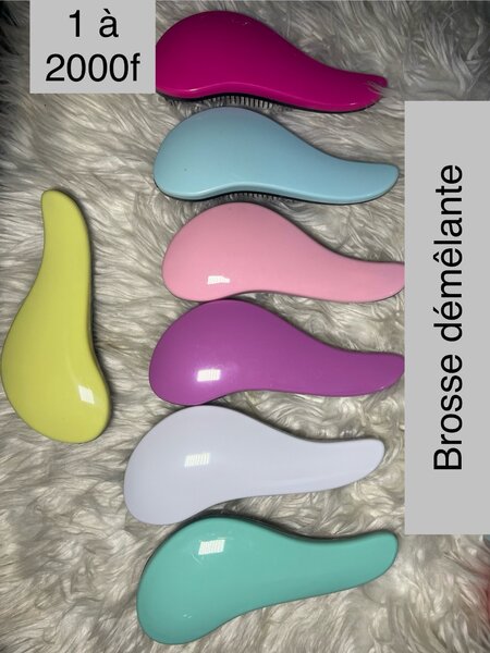 Brosse démêlante colorée