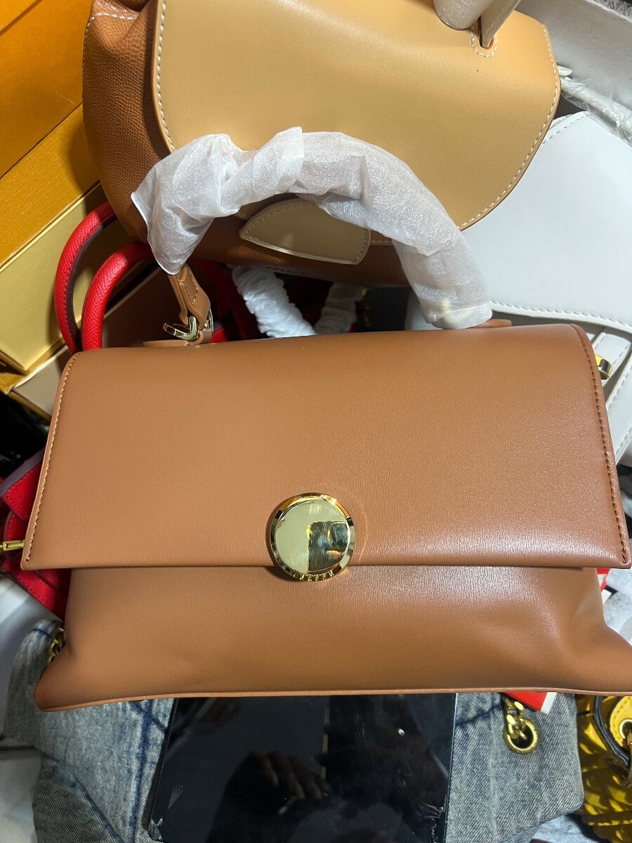 Sac à main élégant marron