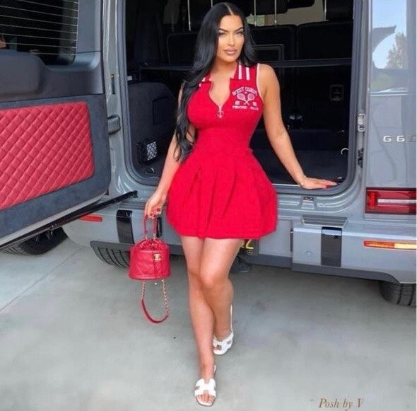 Robe rouge élégante