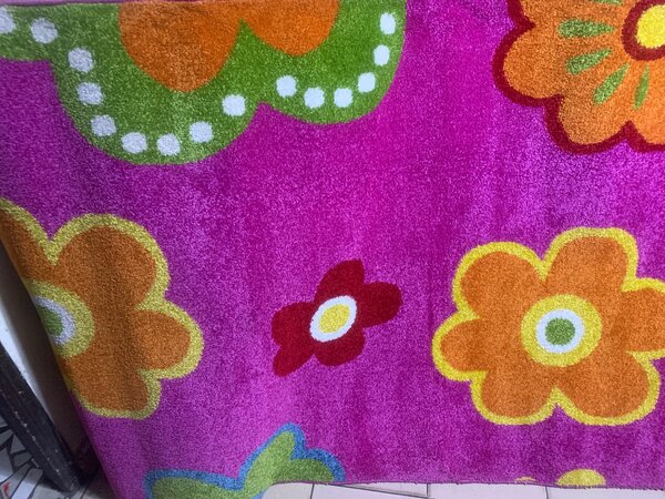 Floral Patterned Plush Rug