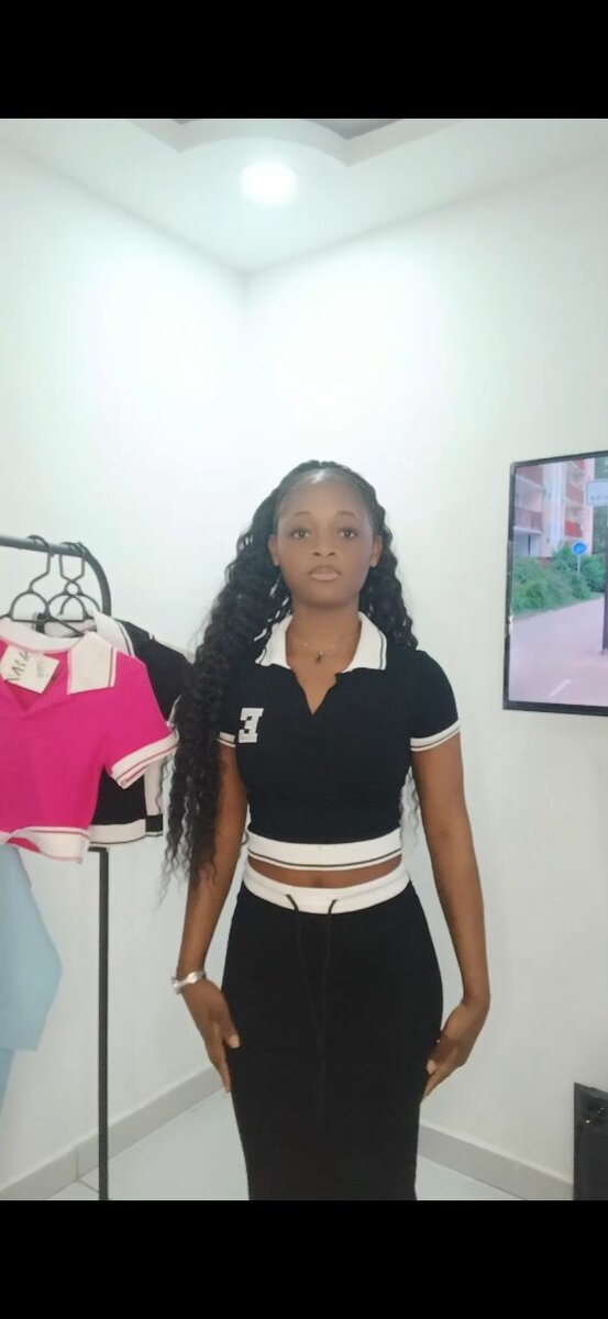 Ensemble chic femme moderne