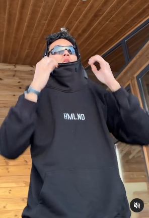 Худи Shark черного цвета