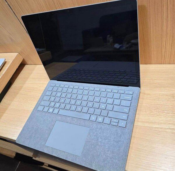 Ordinateur portable élégant