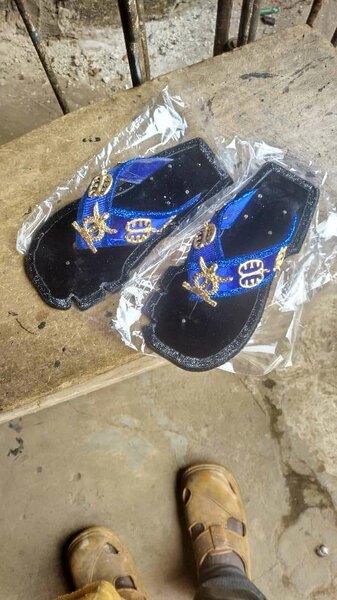 SANDALS UNISEX