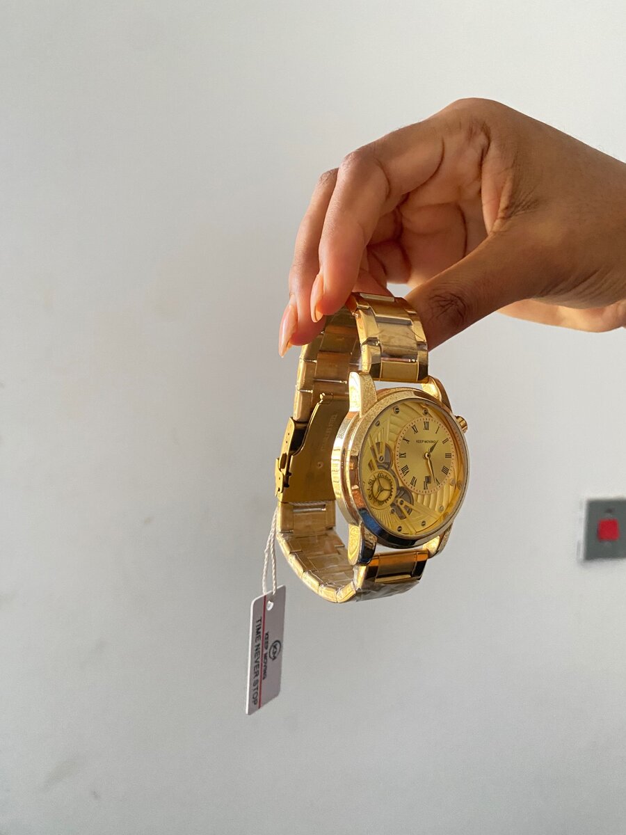 Keep Moving Wrist watch