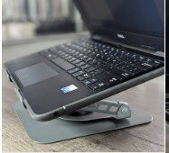 Laptop stand