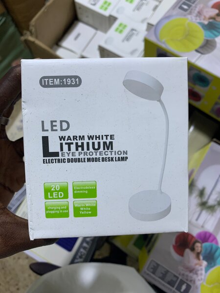 Lampe de bureau LED rechargeable