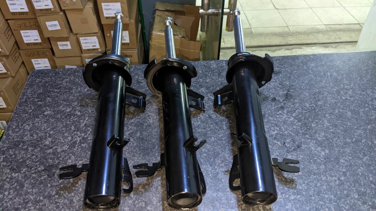 Front Shocks Absobers For MINI COOPER R60 2020